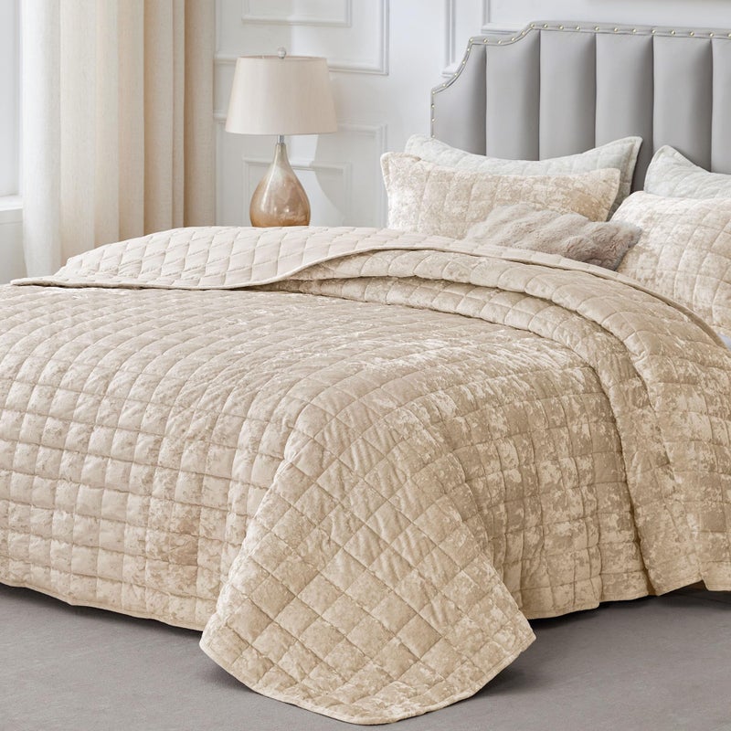 BEDELITE Velvet Quilt Set Queen Size - Luxury Velvet Comforter Bedding Set 3 Pieces, Lightweight Soft Cozy Shiny Urban Taupe Oversized Bedspread Coverlet for All Seasons with 2 Pillow Shams - Image 1