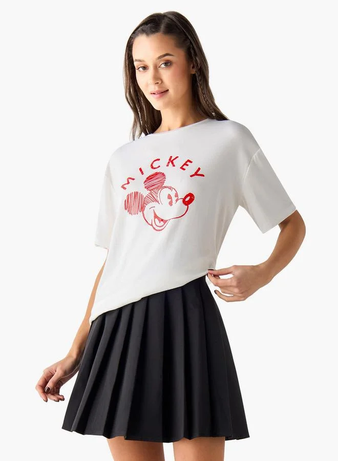 Mickey Mouse Embroidered T-shirt with Round Neck and Short Sleeves