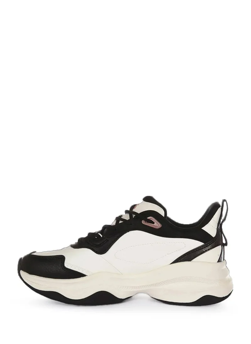 ANTA Cross-Training Shoes