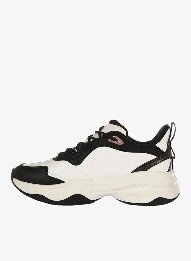 انتا أحذية تدريب متقاطع