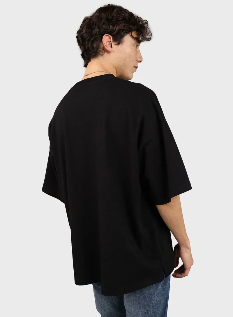 American Eagle Graphic Crew Neck T-Shirt