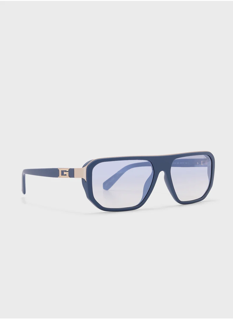 GUESS Uv Protected Polarized  Wayfarer Sunglasses
