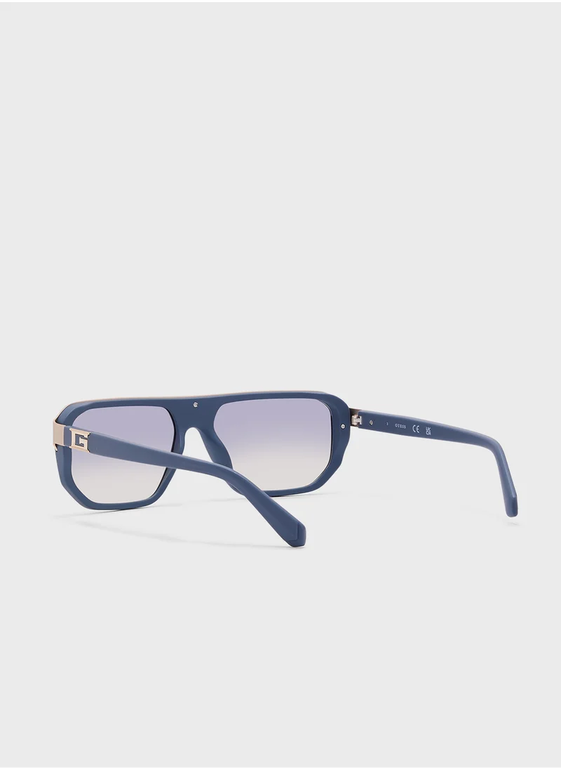 GUESS Uv Protected Polarized  Wayfarer Sunglasses