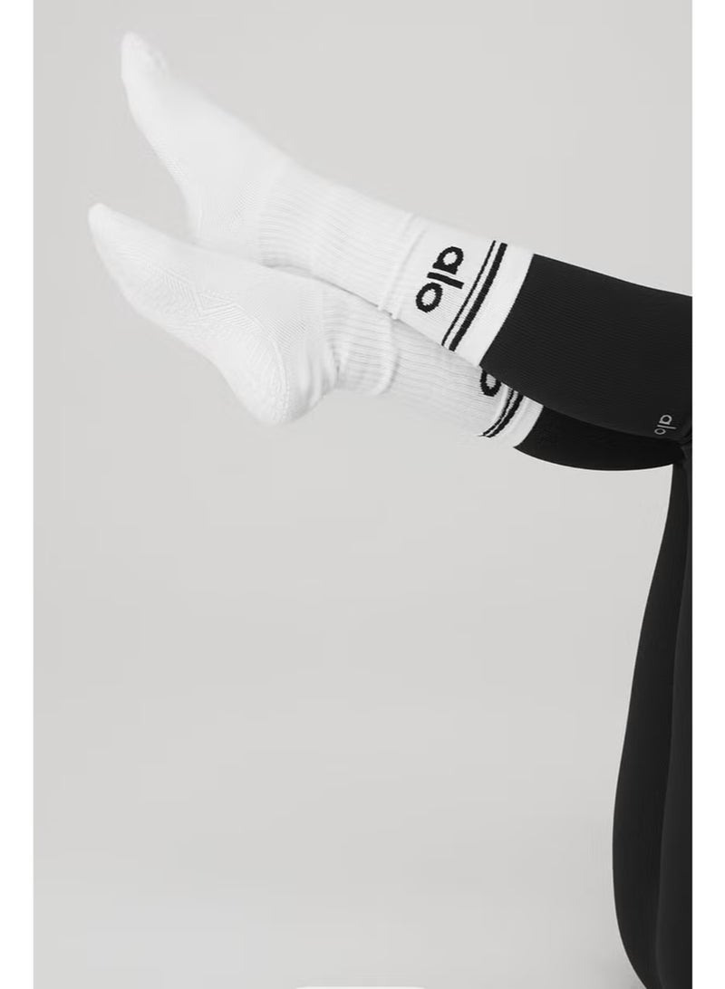 ألو جوارب ALO طويلة، ناعمة ومسامية، مريحة في الارتداء، للرياضة والملابس الكاجوال. - Image 2