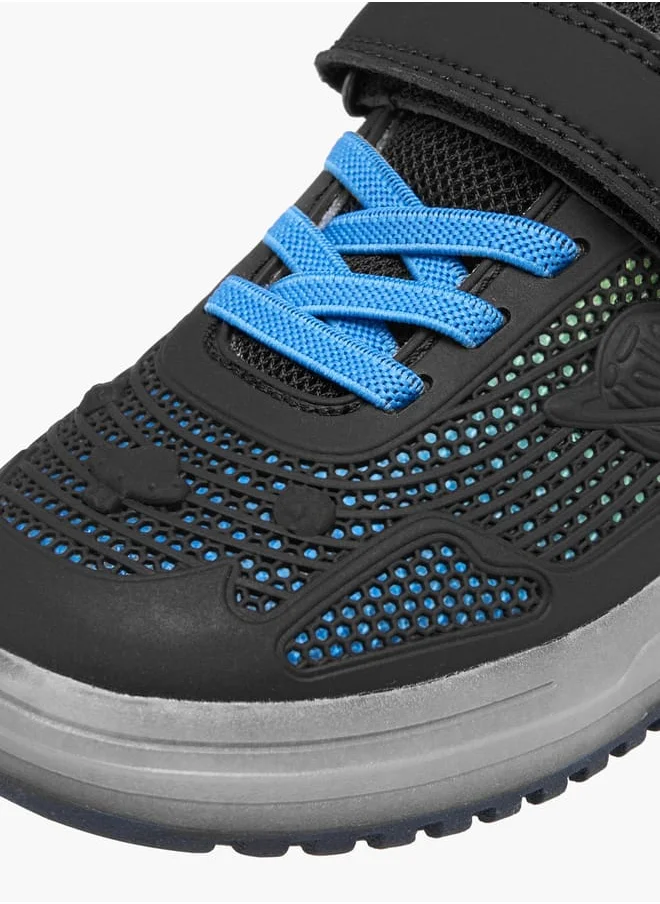 جونيورز Boys Mesh Detail Light-Up Sneakers With Hook And Loop Closure
