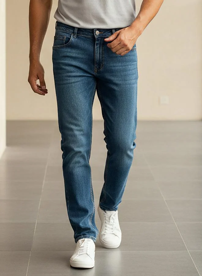 Men Straight Fit Mid Rise Jeans