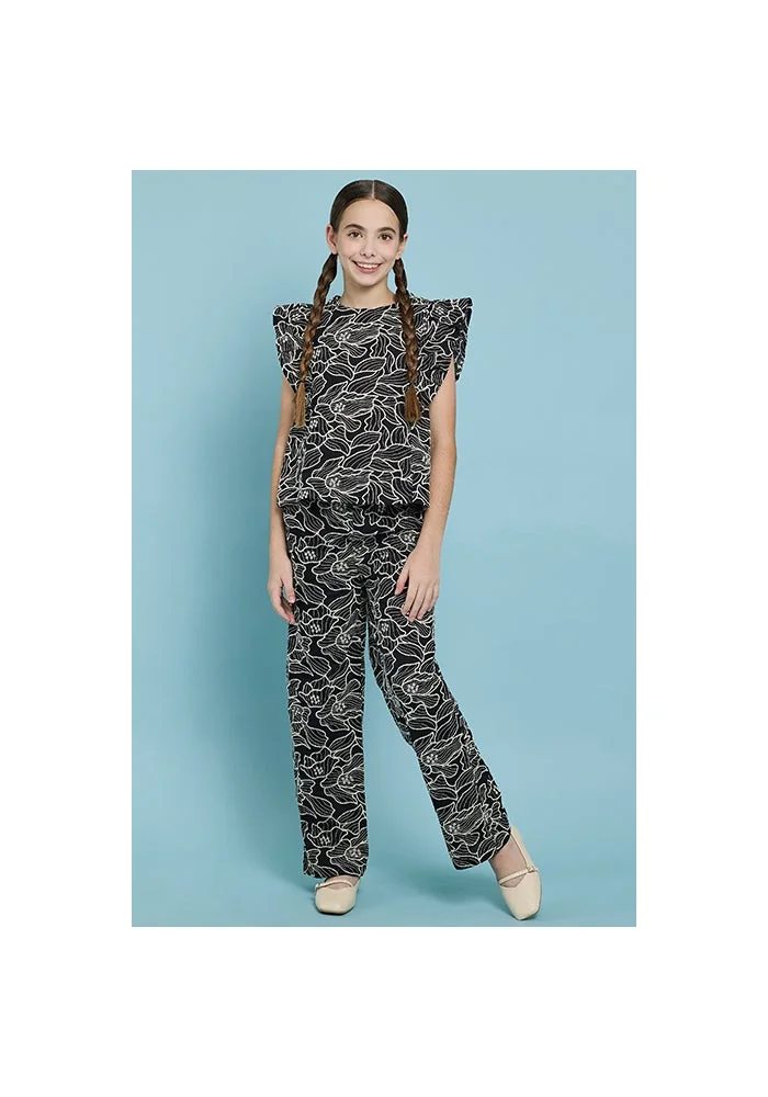 R&b Patterned Top with Crew Neck and Flutter Sleeves