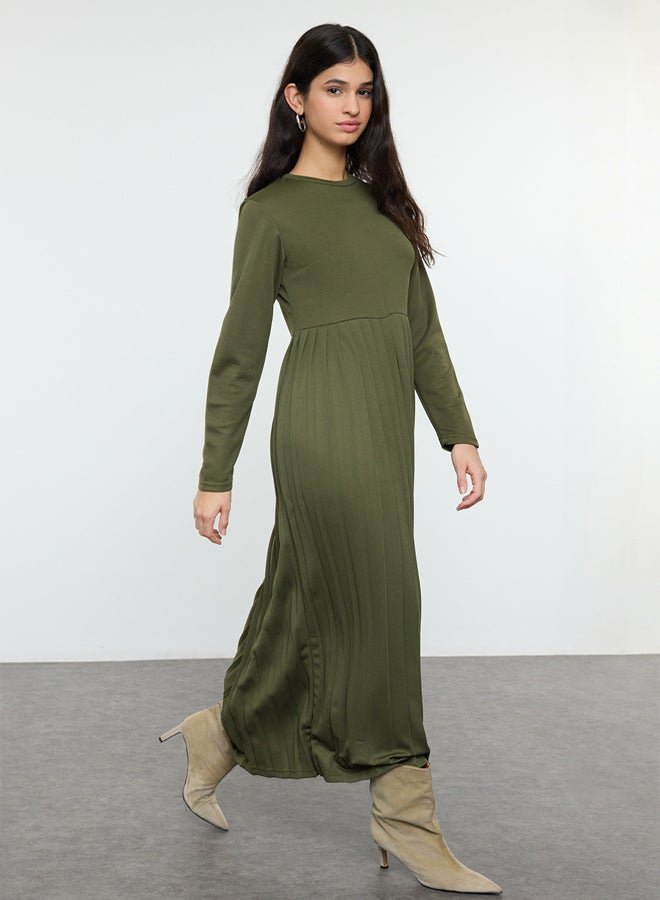 trendyol Khaki Pleated Knit Dress TCTAW24EL00000 - Image 2