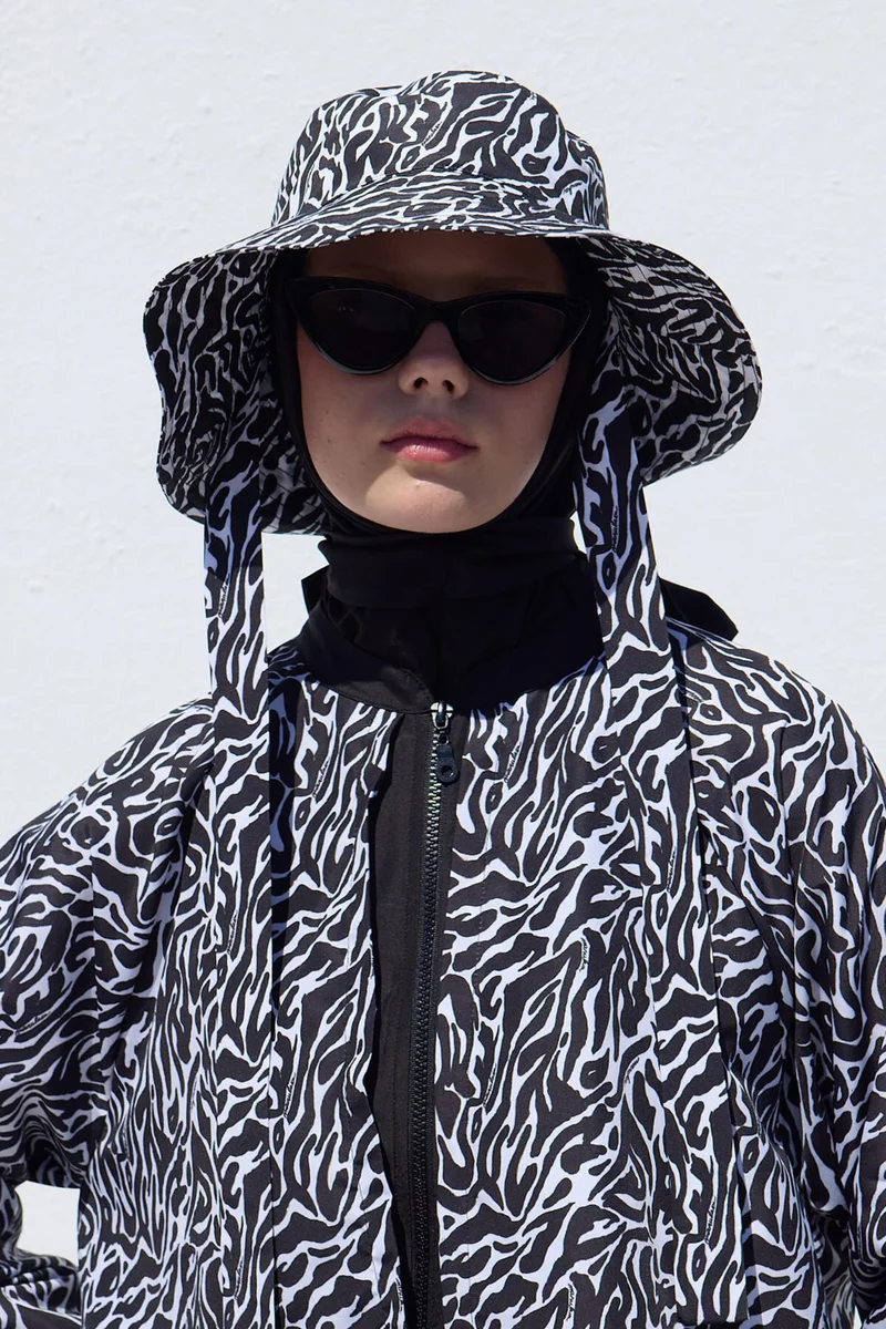 Manuka Tie Bucket Hat Zebra