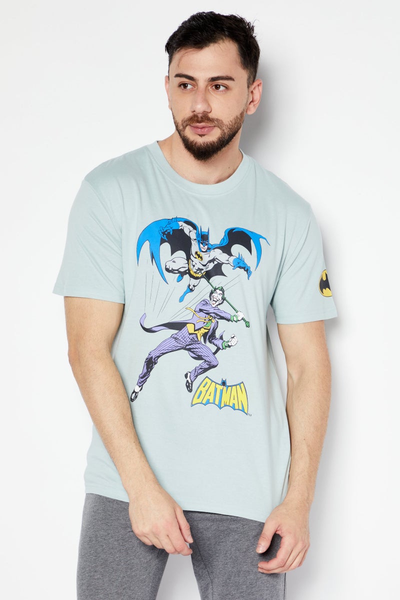 DC Comics تي شيرت للرجال بأكمام قصيرة وطوق دائري وطباعة جرافيك، لون أزرق نعناعي - Image 1