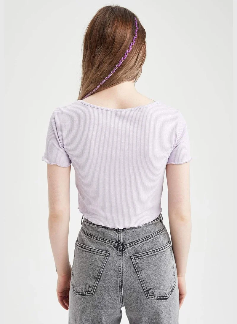DeFacto Fitted V-Neck Short Sleeve Crop Top