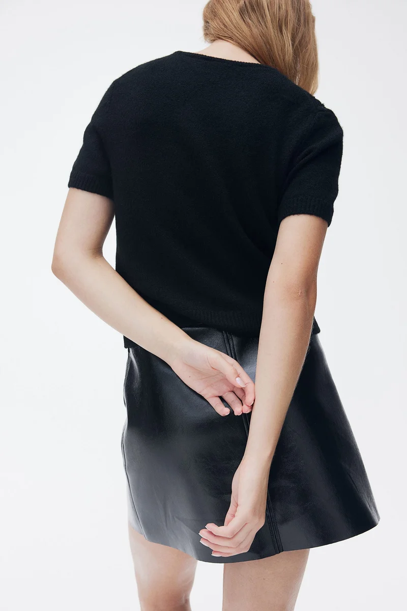 H&M Embellished Fine-Knit Top