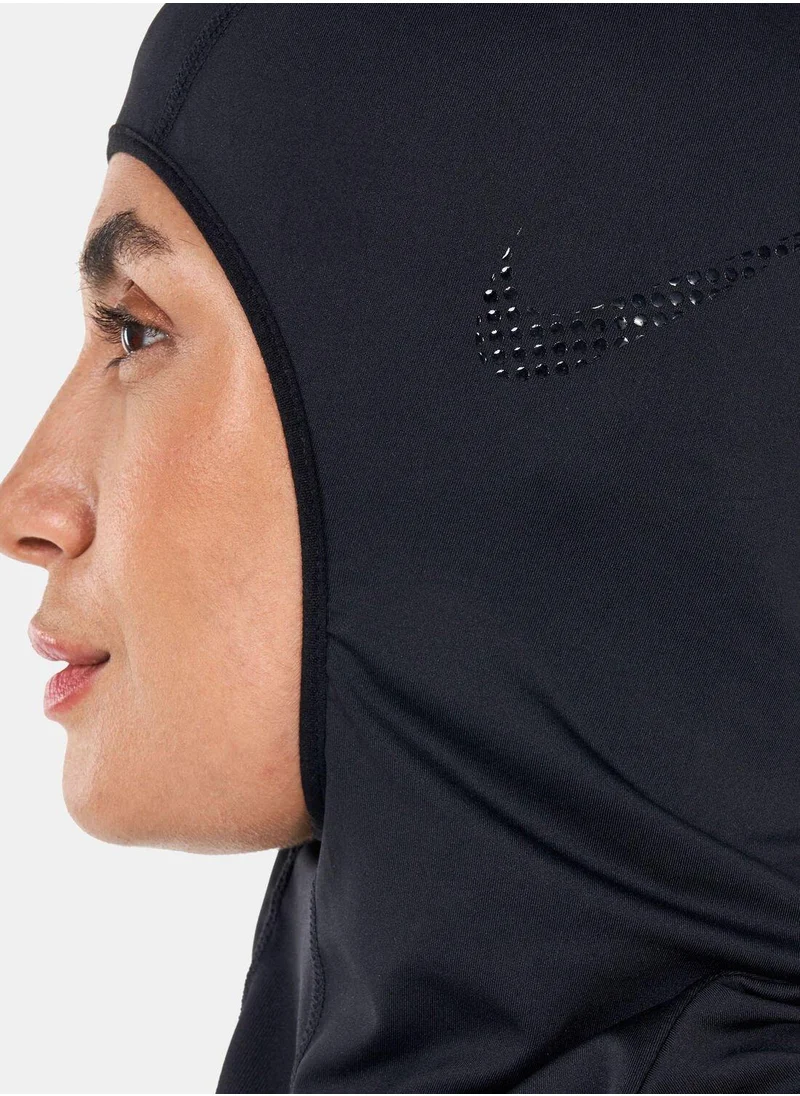 نايكي حجاب رياضي برو للنساء