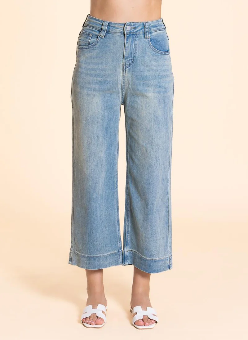 SHAPES CROPPED HIGH-WAIST JEANS