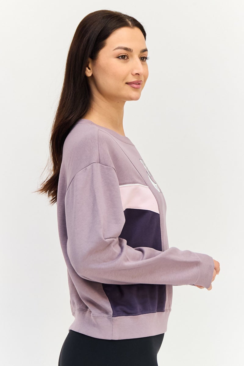 Nike Women Oversized Fit Long Sleeves Running Sweatshirt, Multicolor - Image 4