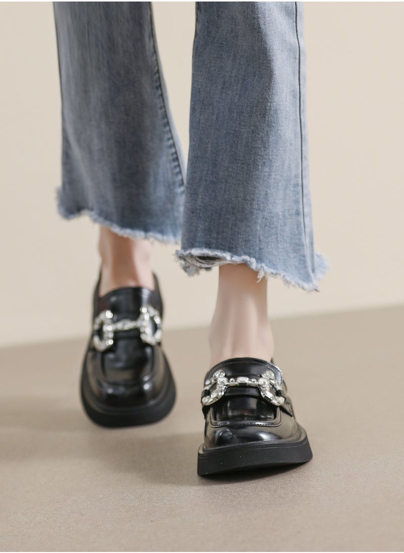 Loquat Rhinestone Round Toed English Leather Shoes Black  - Image 2
