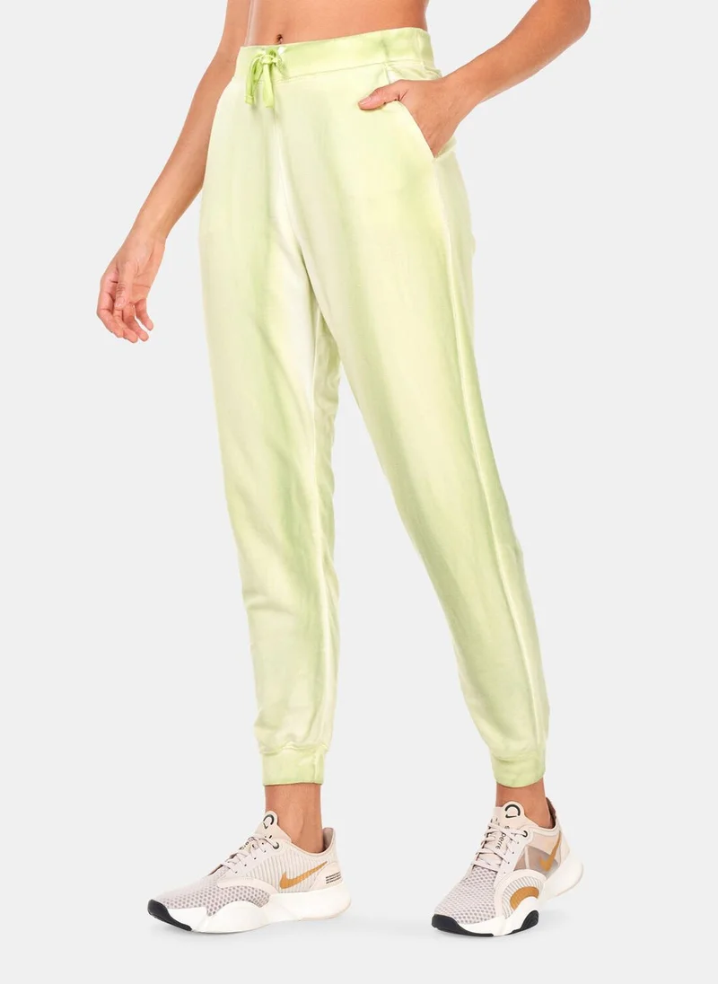 Nike Women's Yoga Luxe 7/8-Length Fleece Joggers