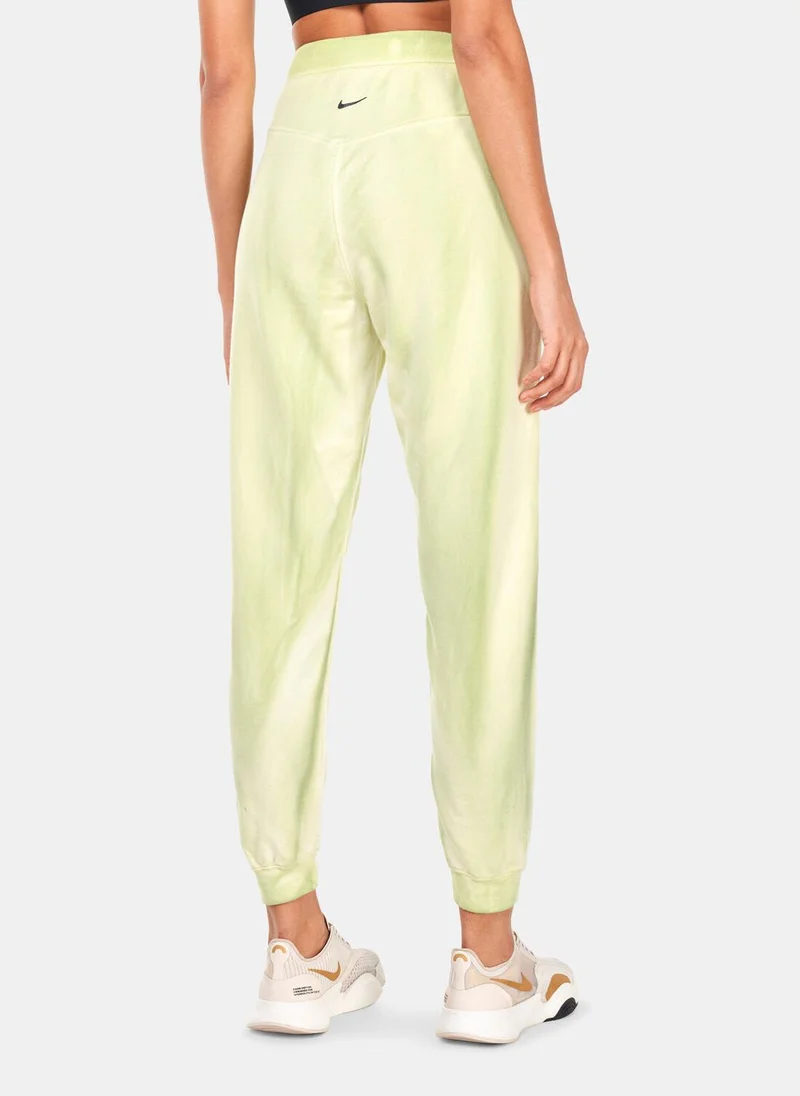 Nike Women's Yoga Luxe 7/8-Length Fleece Joggers