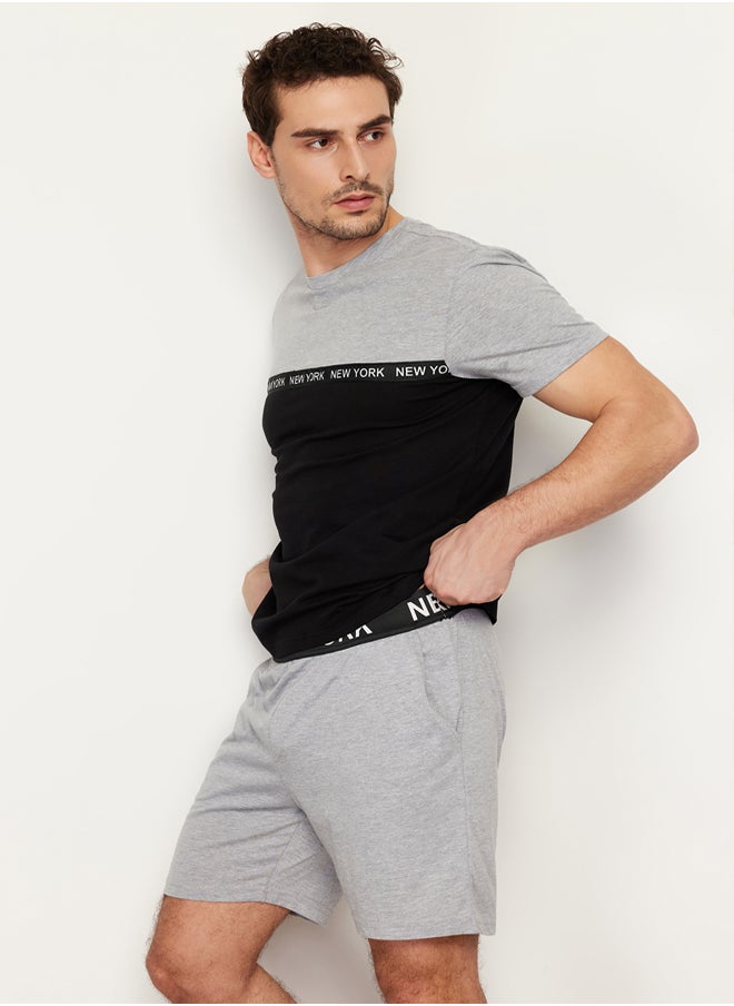 trendyol Black Gray Color Blocked Regular Fit Knitted Shorts Pajama Set with Elastic Waist TMNSS24PT00005  - Image 2
