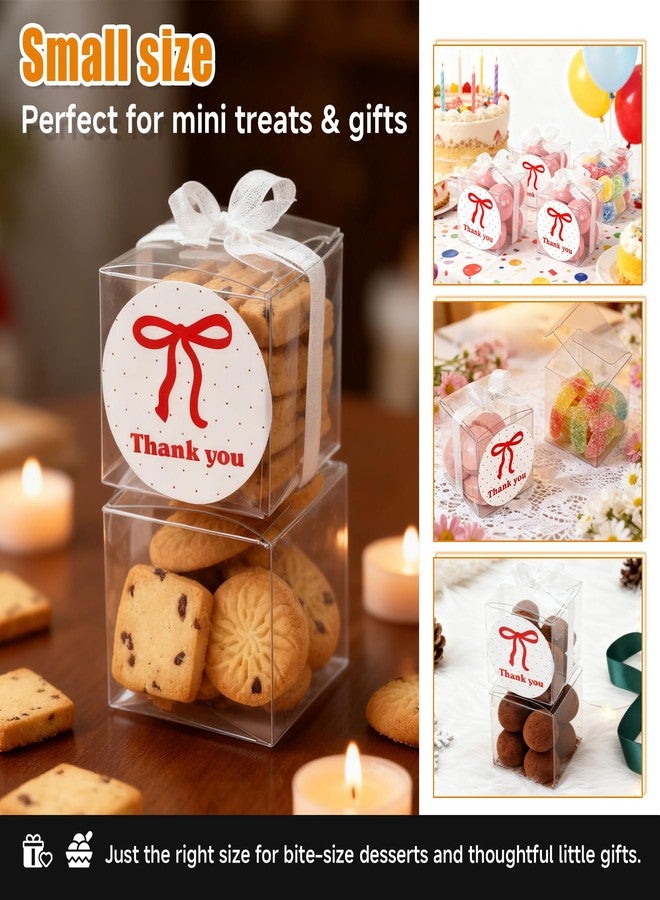 Nufiwra مجموعة من 100 علبة هدايا بلاستيكية شفافة من نوفيورا، مقاس 2×2×2 بوصة، مزينة بشرائط وملصقات شكر، مثالية لهدايا الماكرون والحلويات وحفلات الزفاف وحفلات استقبال المولود وأعياد الميلاد. - Image 5