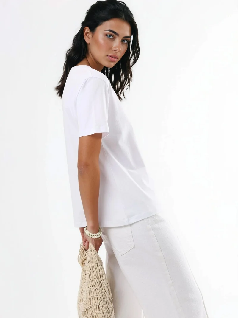 بوسيم BUSEM V-Neck Solid Knit T-Shirt