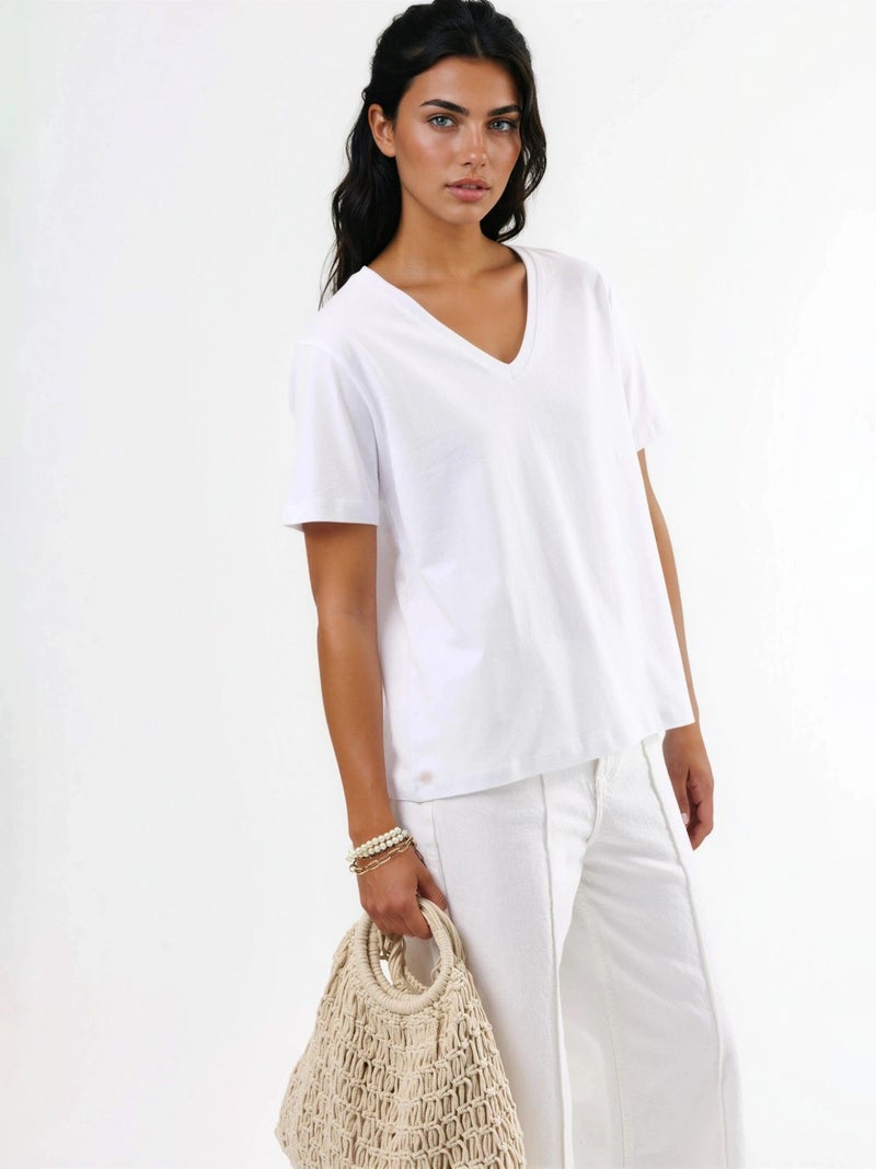BUSEM V-Neck Solid Knit T-Shirt - Image 4