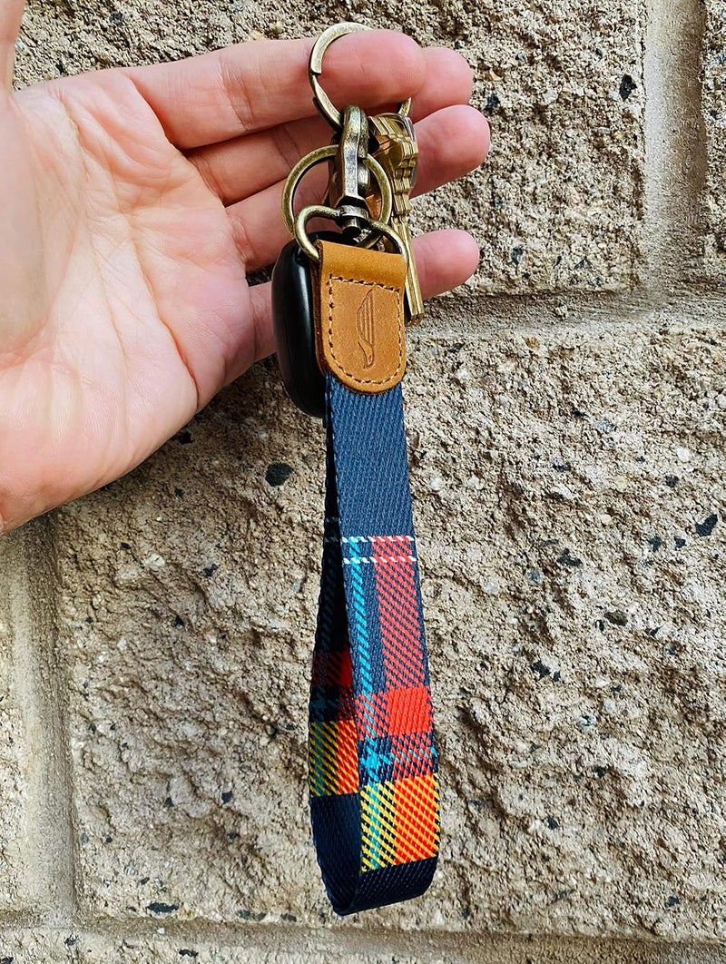 POCKT Lanyard for Keys Wristlet Strap Key Chain Holder for Men and Women - Cool Hand Wrist Lanyards for Keys and Wallets - Image 5