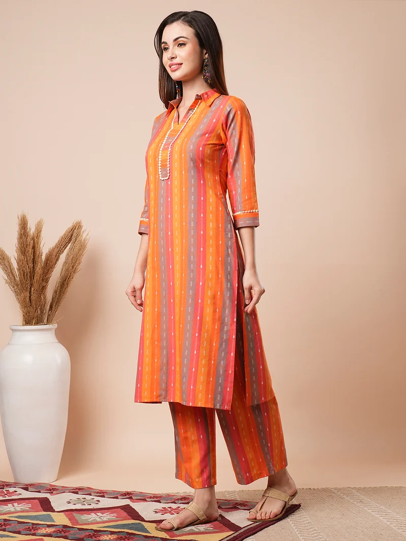 جلو باص Women Regular Pure Cotton Kurta With Trousers