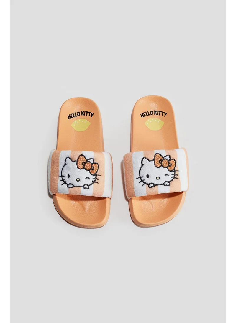 H&M Pool shoes