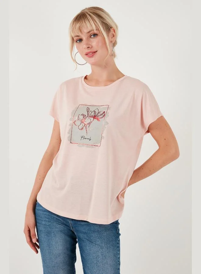 ليلا Lela Printed Crew Neck Regular Fit T-Shirt Women's T-Shirt 6671002