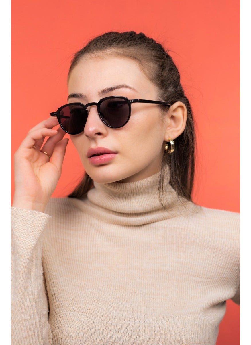 Focus On Wilson Black Smoked Sunglasses  - Image 4
