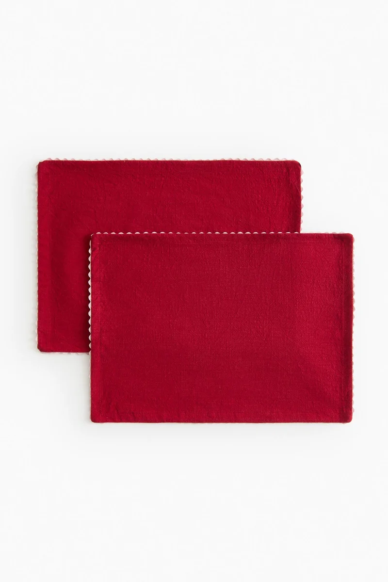 H&M 2-pack scalloped-edge place mats