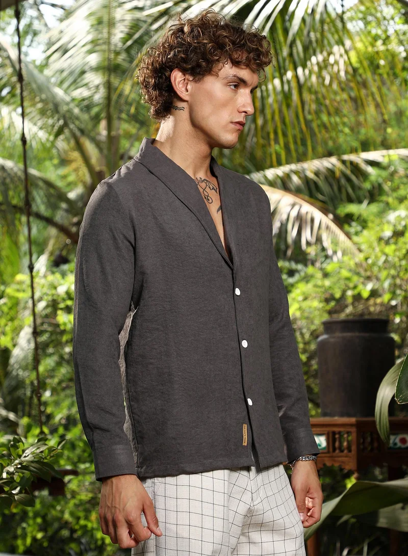 Campus Sutra Campus Sutra Men's Charcoal Grey Solid Shawl Collar Oversized Shirt For Casual Wear | Shawl Collar | Long Cuffed Sleeves | Button Closure | Oversized Shirt Crafted With Comfort Fit For Everyday Wear