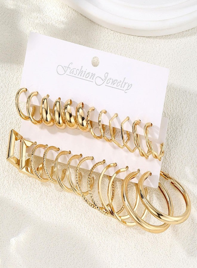 17 اي اف مجموعة من 12 زوجًا من الأقراط الذهبية الحلقية للنساء، أقراط كبيرة وصغيرة، سطح أملس، أقراط عصرية، خفيفة الوزن، ملتوية. - Image 2