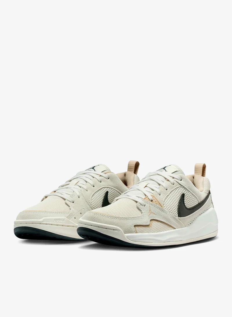 جوردن أحذية نسائية سي إم إف تي إيرا