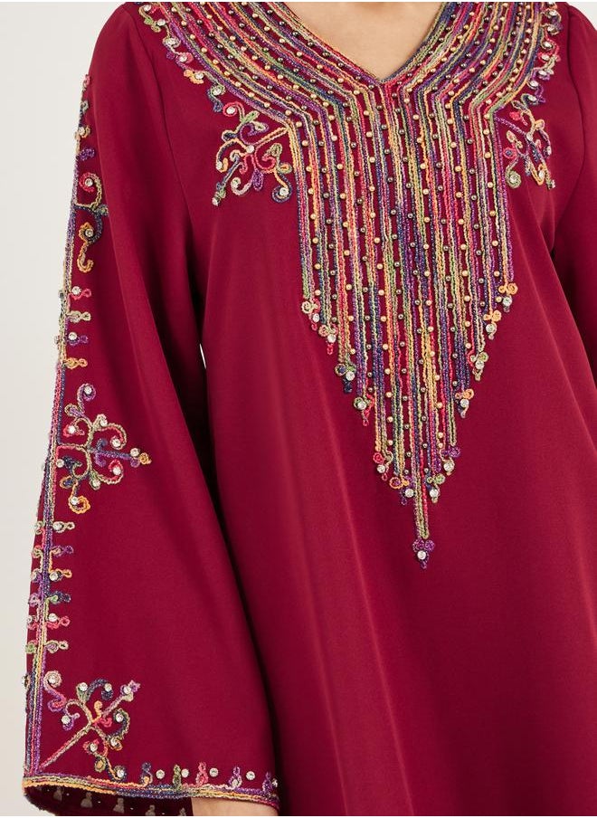Styli Embroidered V Neck Jalabiya with Rhinestone Detail  - Image 4