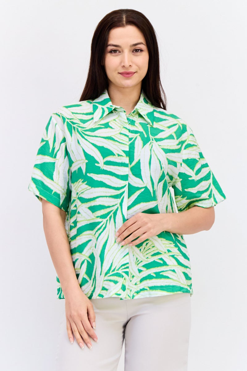 KOTON قميص نسائي بأزرار عريضة وأكمام قصيرة بنقشة زهور، متعدد الألوان - Image 1