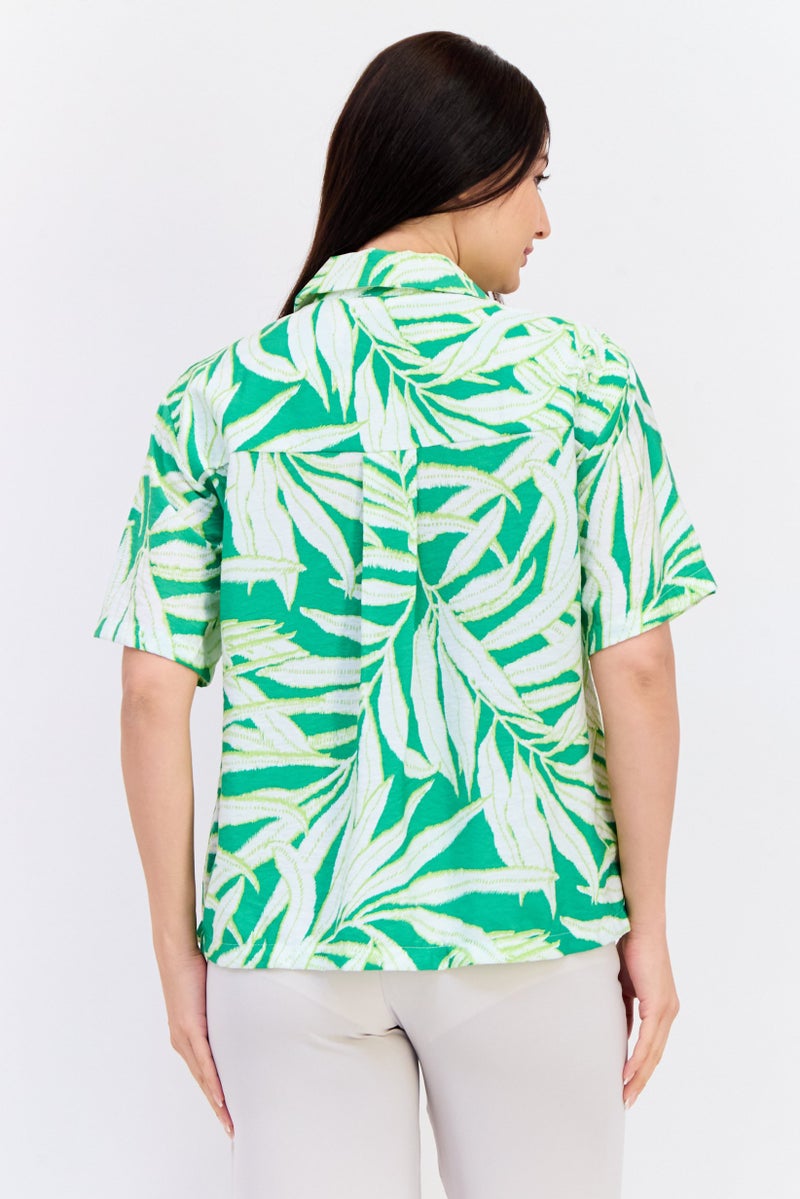 KOTON قميص نسائي بأزرار عريضة وأكمام قصيرة بنقشة زهور، متعدد الألوان - Image 4