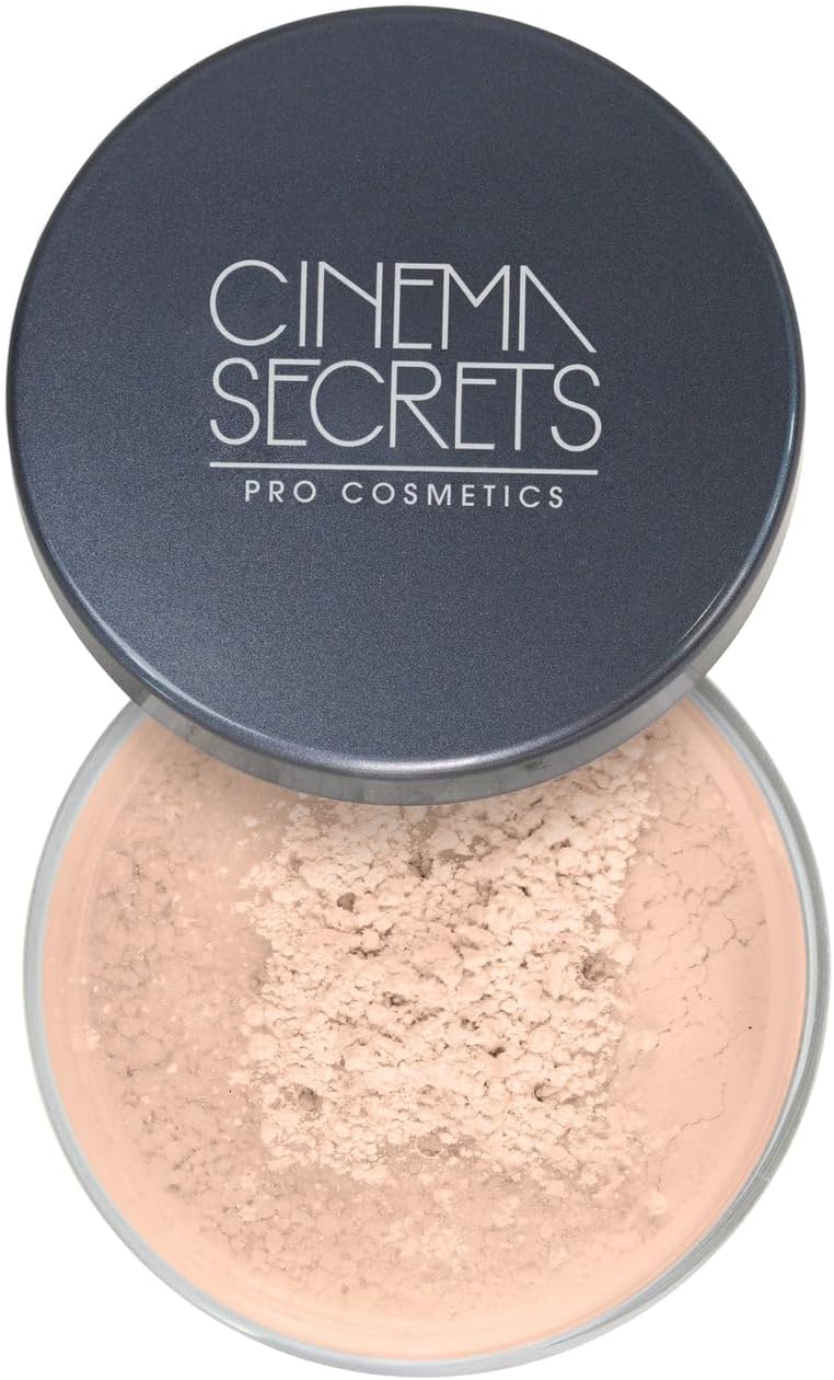 Cinema Secrets Pro Cosmetics Ultralucent Setting Powder in Warm Light - Image 1