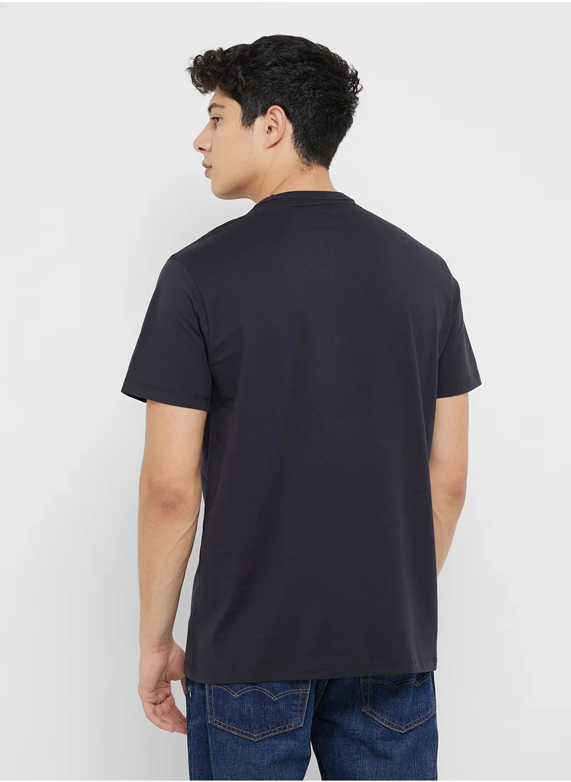 جس Short Sleeve Crew Neck T-Shirt