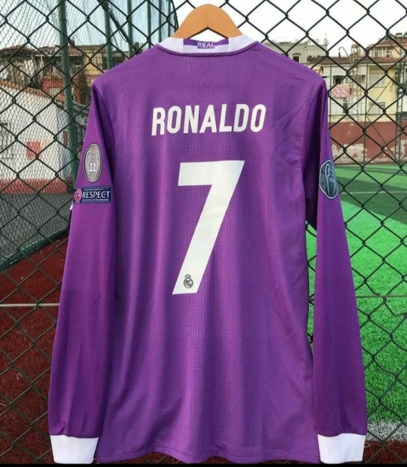 قميص كريستيانو رونالدو في نهائي دوري أبطال أوروبا 2017 مع ريال مدريد