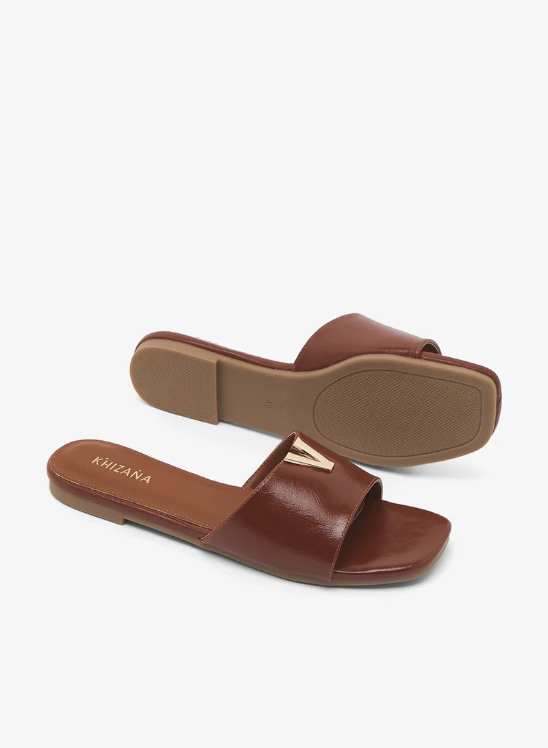 Khizana Flat Sandals