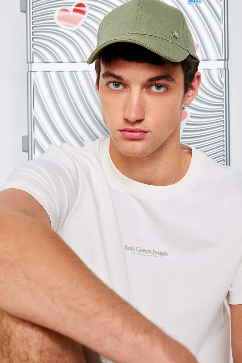 ديفاكتو Cotton Regular Fit Crew Neck Printed T-Shirt