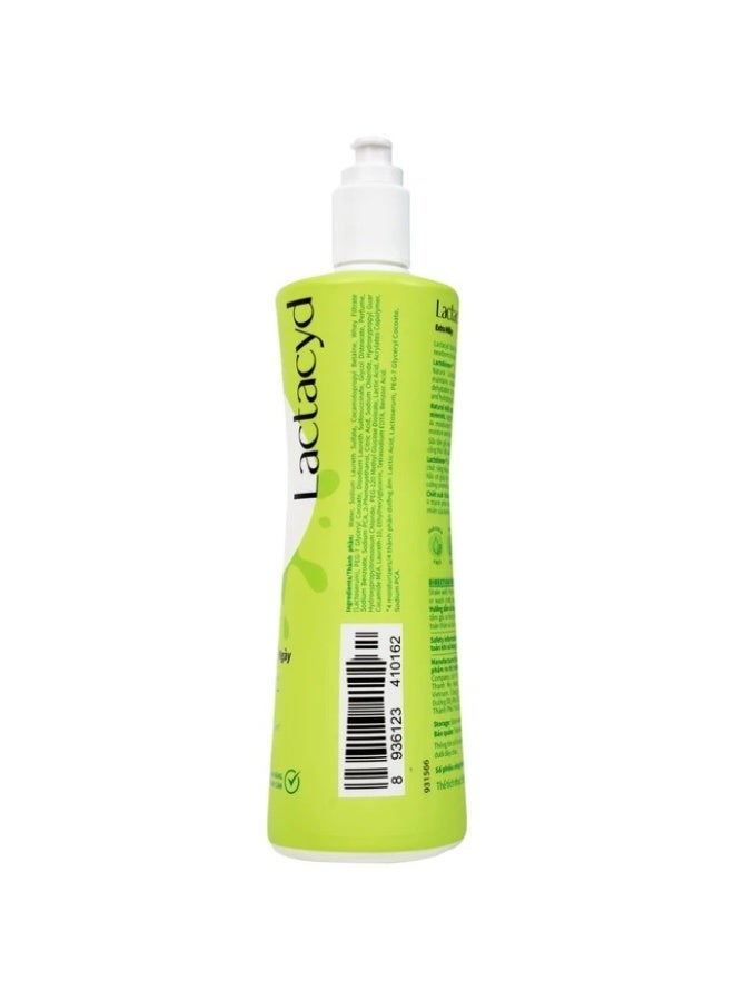Lactacyd Milky Baby bath and shampoo protects and nourishes the skin 500ml - Image 2