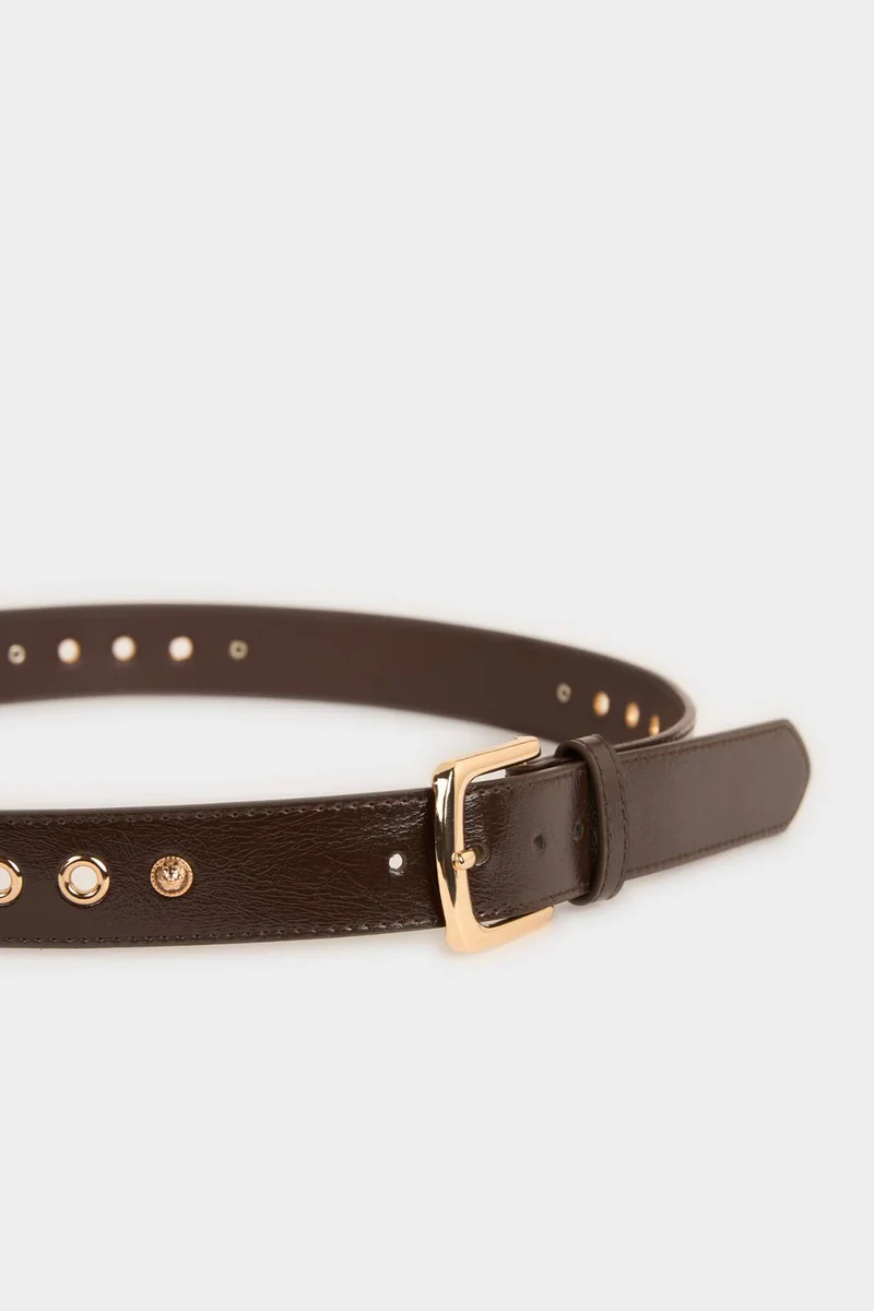 ديفاكتو Woman Oval Buckle Faux Leather
