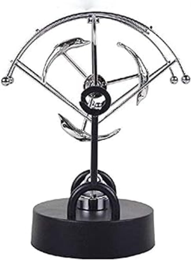 Newton's balanced pendulum works with battery