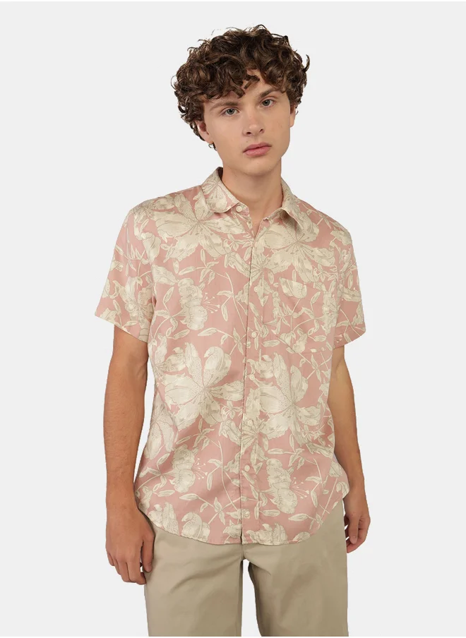 American Eagle AE Poolside Tropical Button-Up Shirt