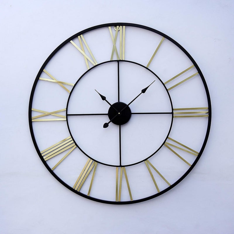 Craftter ساعة حائط معدنية بطراز روماني من كرافتتر 30 بوصة باللون الأسود والذهبي - Image 1