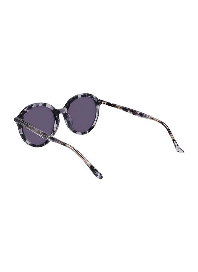 Donna Karan نظارة شمسية نسائية دائرية من الأسيتات بإطار كامل DO512S 5119  - Image 5