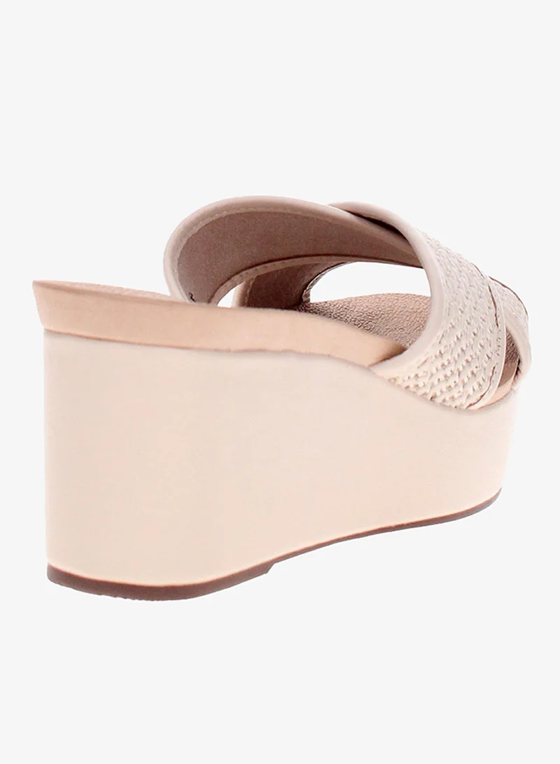 Beira Rio Cream Comfort Sandals for Women – Lightweight & Supportive Everyday Footwear for Women | Best Price UAE